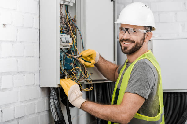 Best Best Electricians Near Me  in Bigfoot, TX